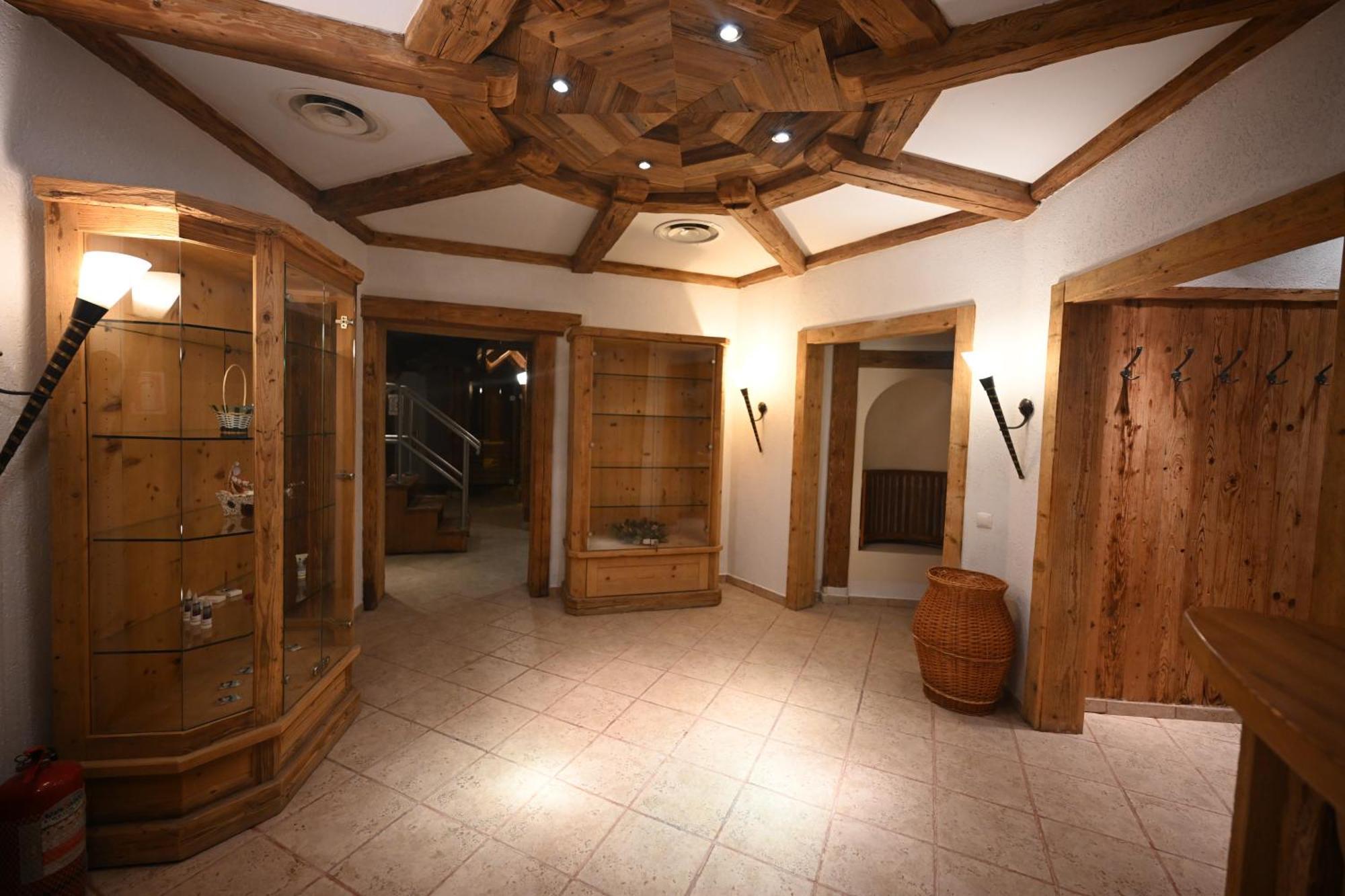 Mercure Sighisoara Binderbubi Hotel & Spa Εξωτερικό φωτογραφία